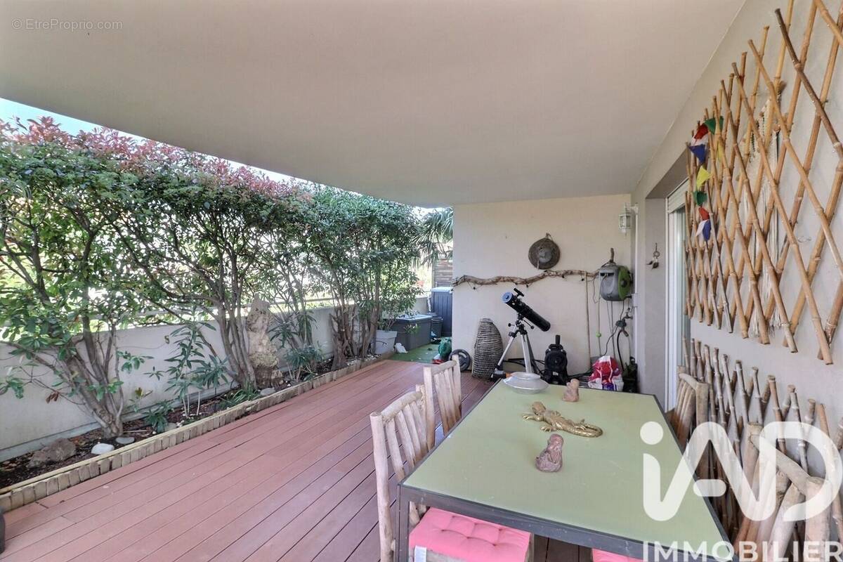 Photo 1 - Appartement à VITROLLES