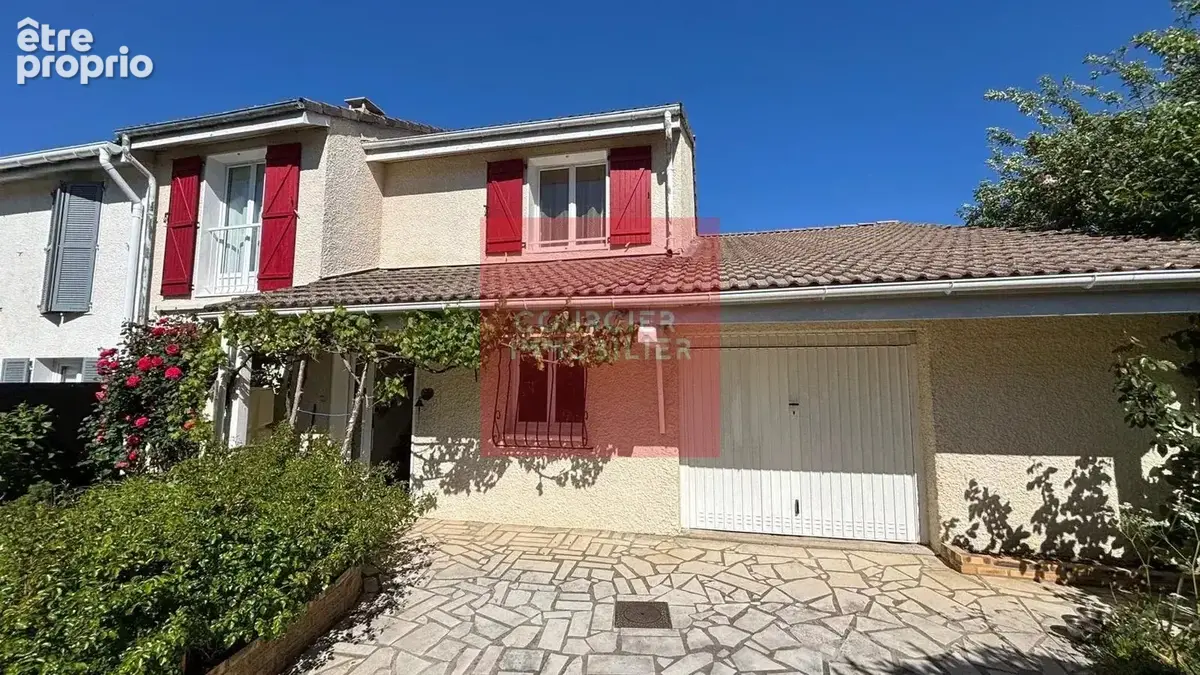 Photo Maison à Coignieres au prix de 399 000€