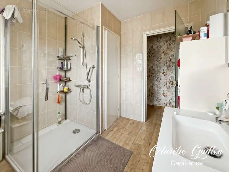 Maison à LE ROC-SAINT-ANDRE