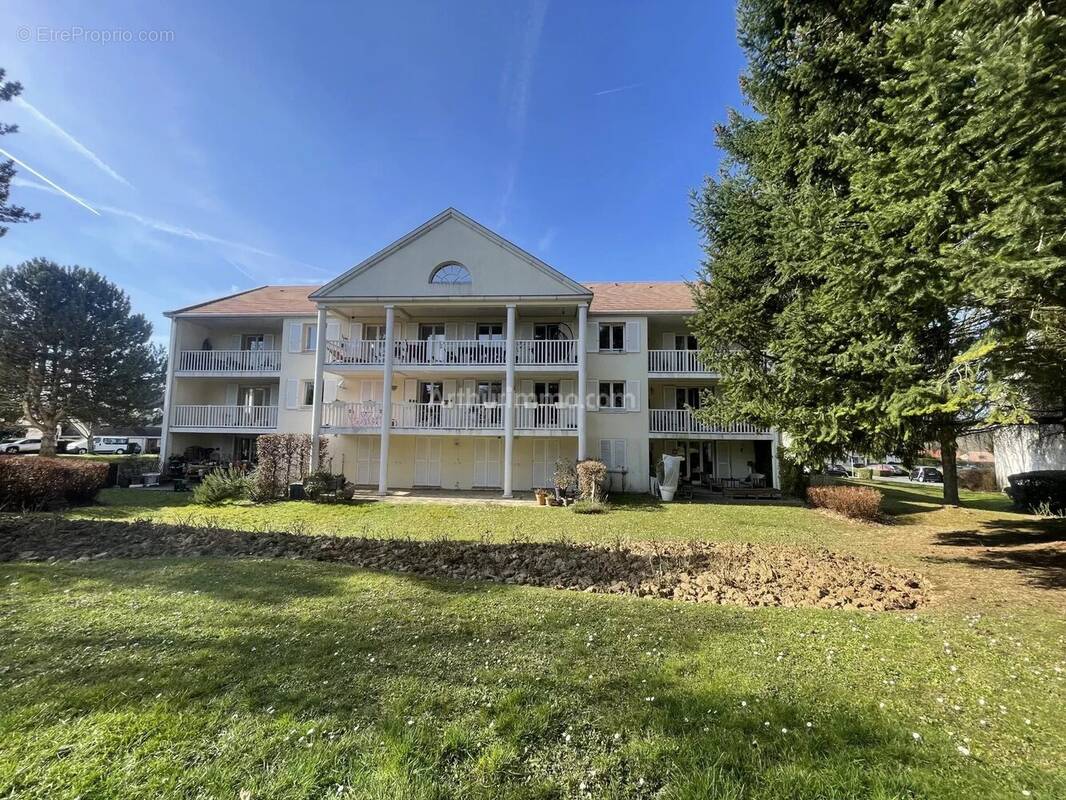 Appartement à SAINT-GERMAIN-LES-CORBEIL