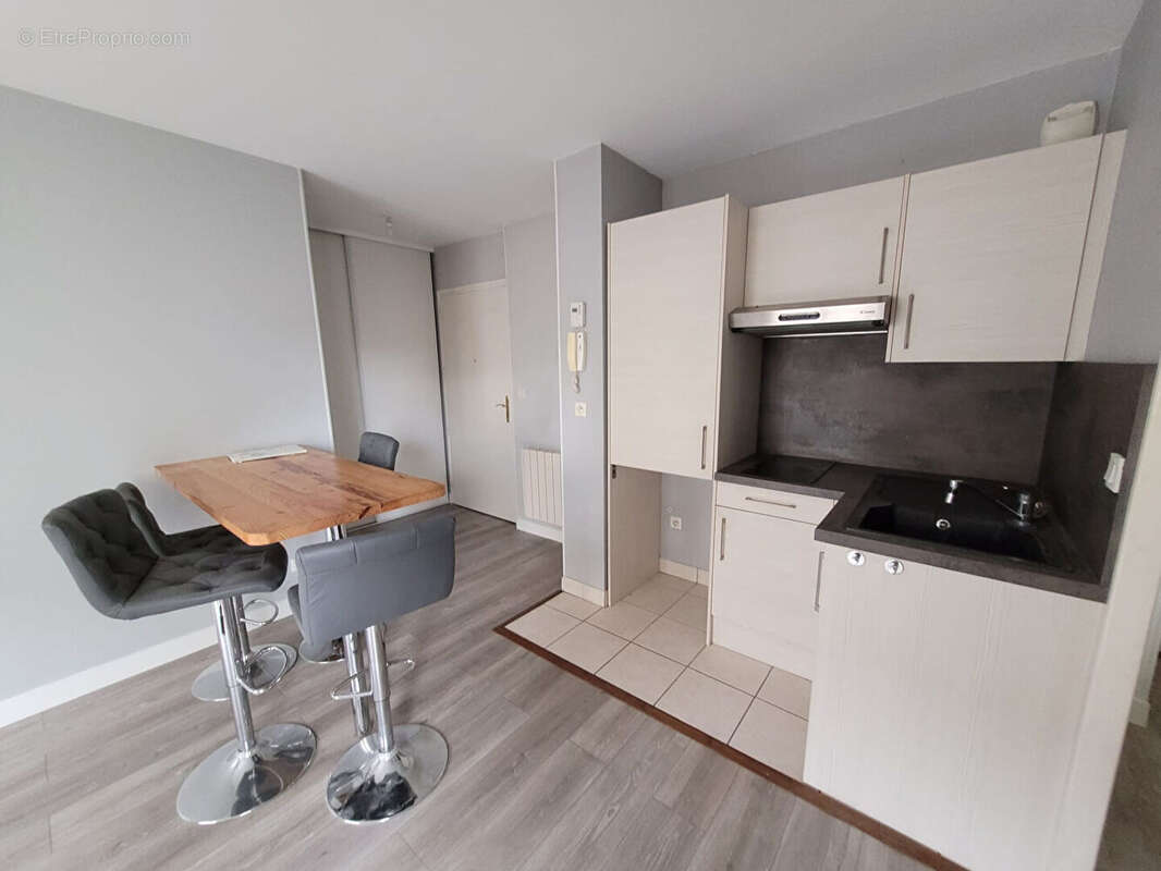 Appartement à MAINVILLIERS