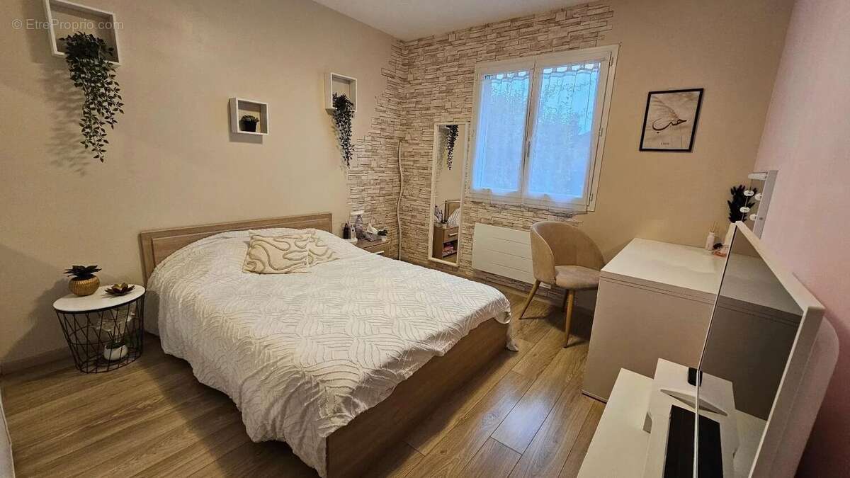 Maison à MARCILLOLES