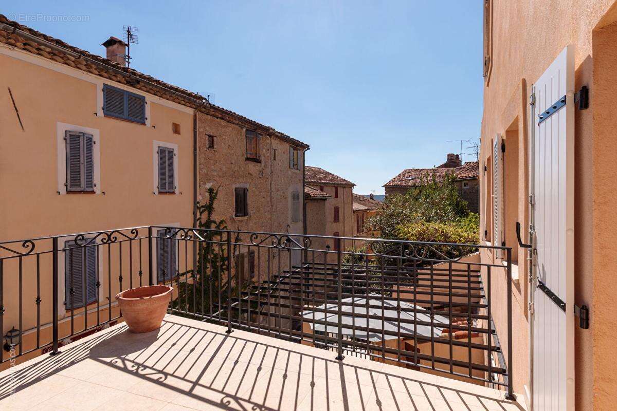 Maison à FAYENCE