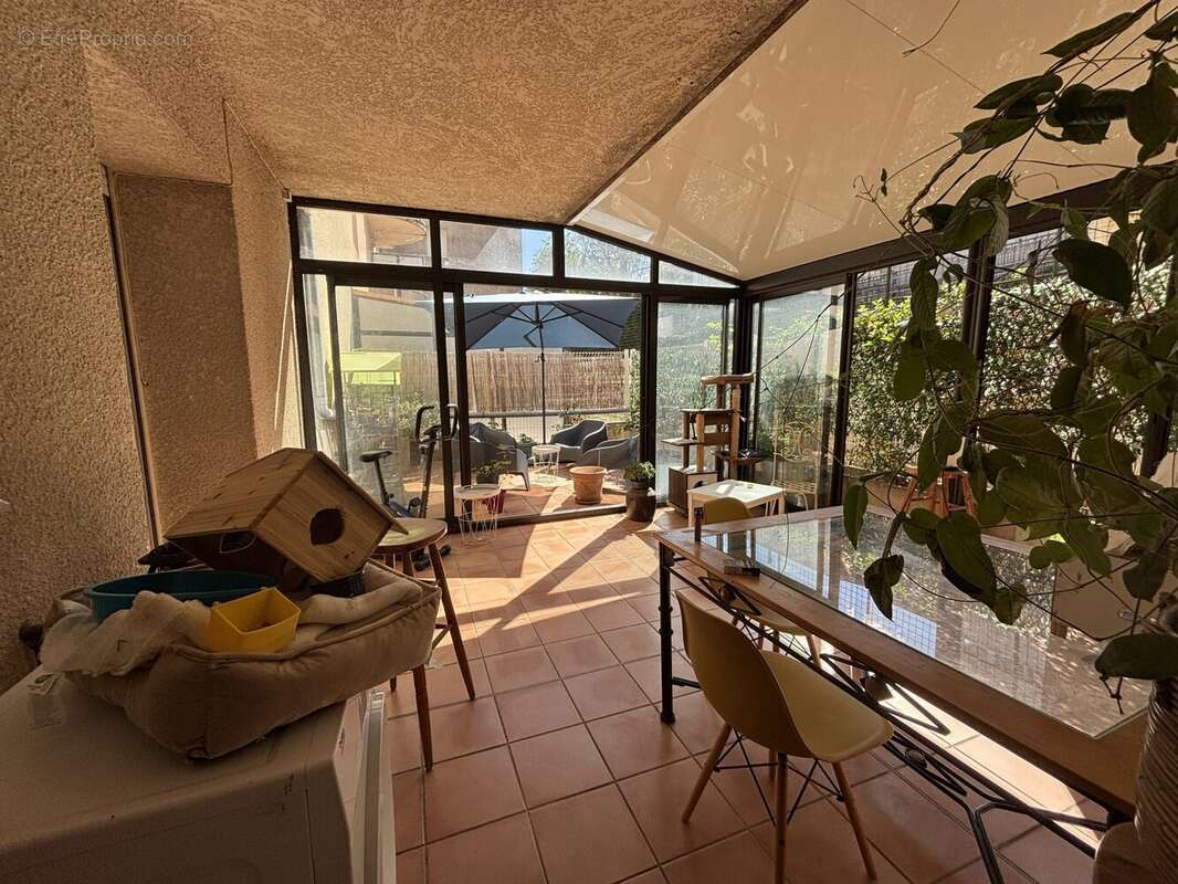 Appartement à AUBENAS
