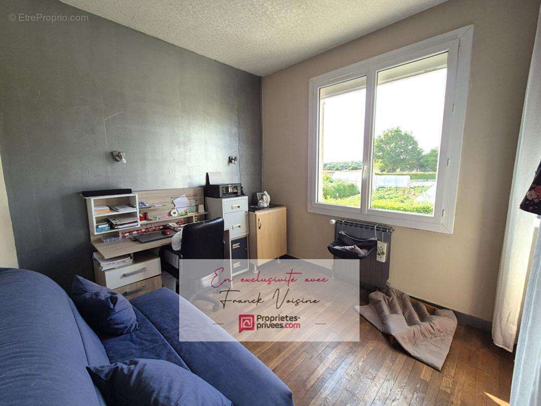 Maison à VENDRENNES