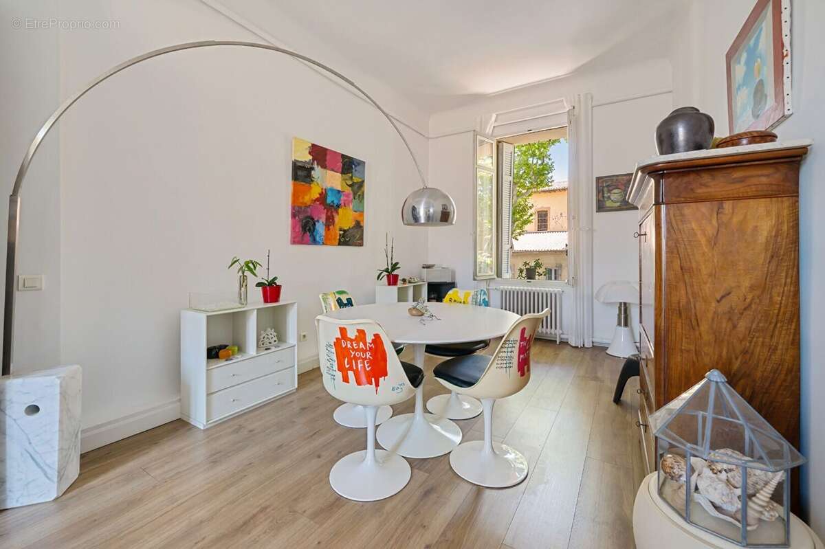 Appartement à AIX-EN-PROVENCE