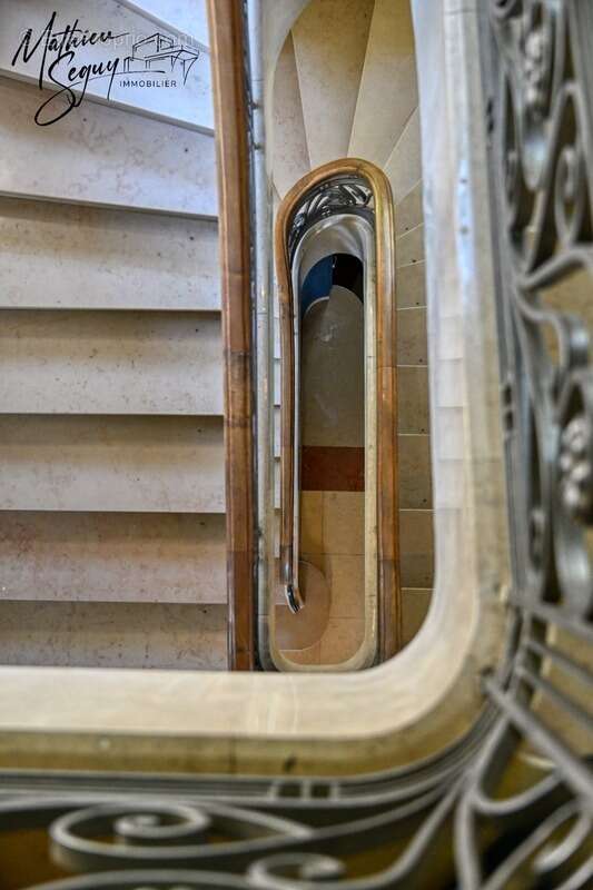 Maison à CHAZELLES-SUR-LYON