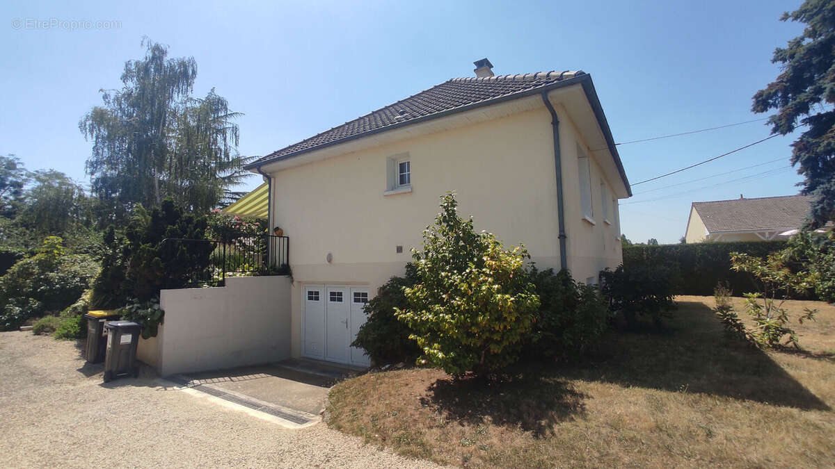 Maison à CHATELLERAULT