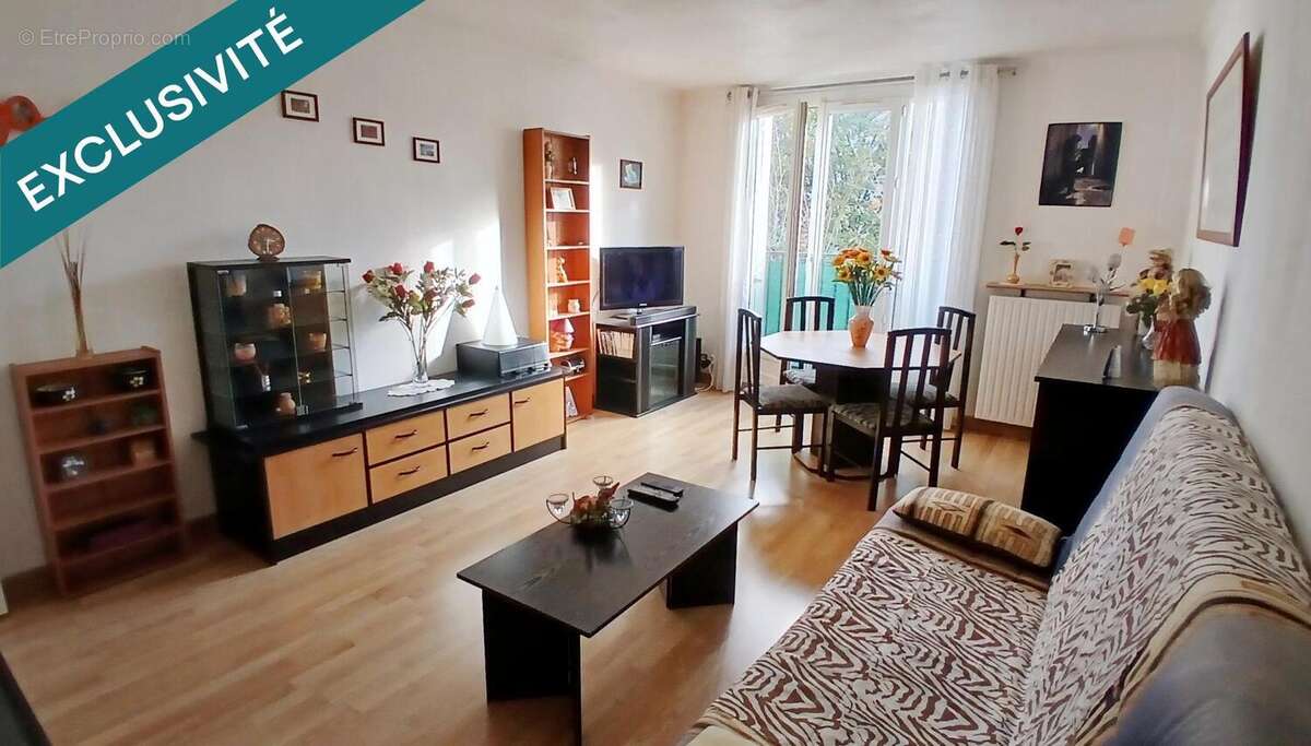 Photo 2 - Appartement à CHEVILLY-LARUE