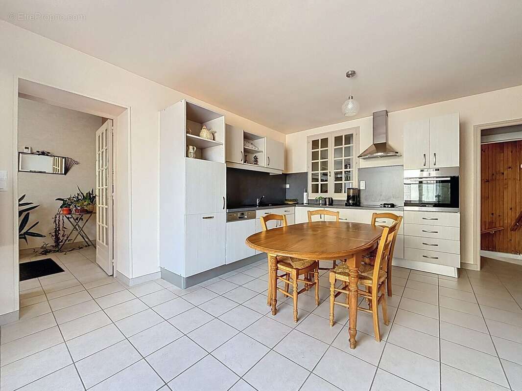 Maison à VILLERS-BOCAGE