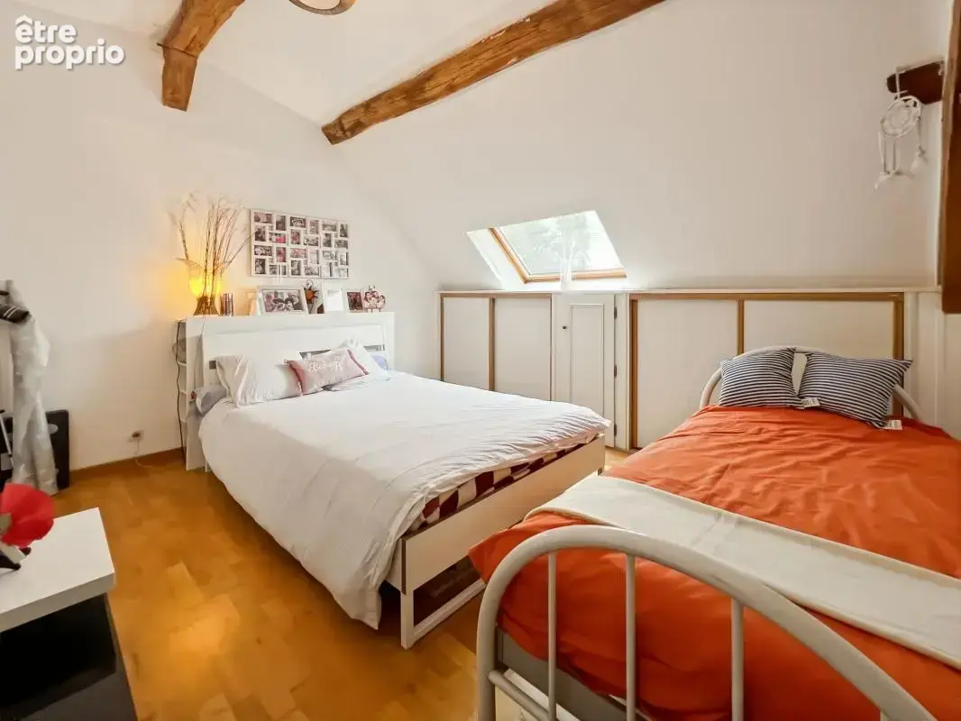  Domaine d'exception à Saint-Péravy-la-Colombe : Deux maisons, piscine et 2721 m²de verdure sans aucun vis-à-vis !  - photo 10
