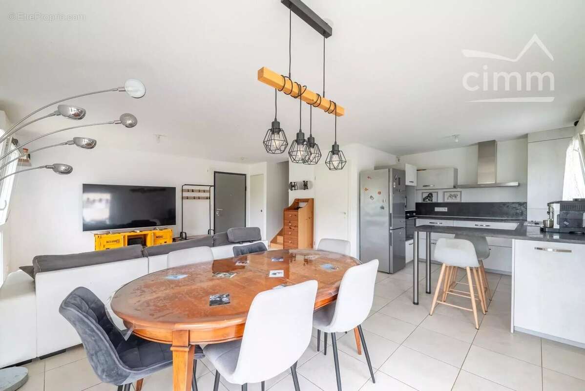 Appartement à DOMMARTIN