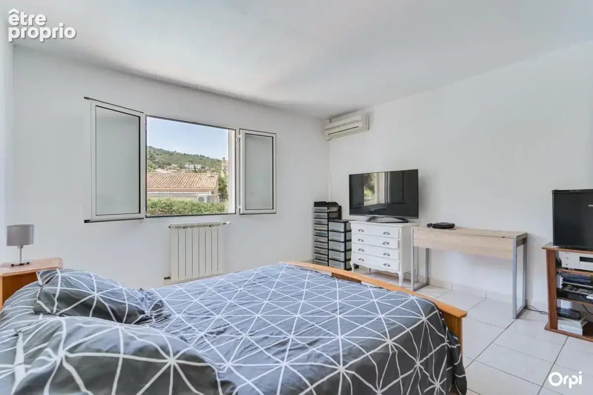 Maison familiale de 205 m² avec piscine – La Ciotat - photo 19