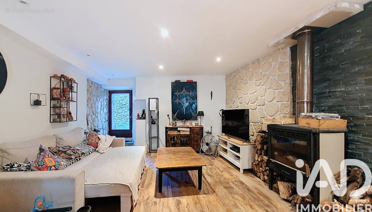 Photo 1 - Maison à LORGUES