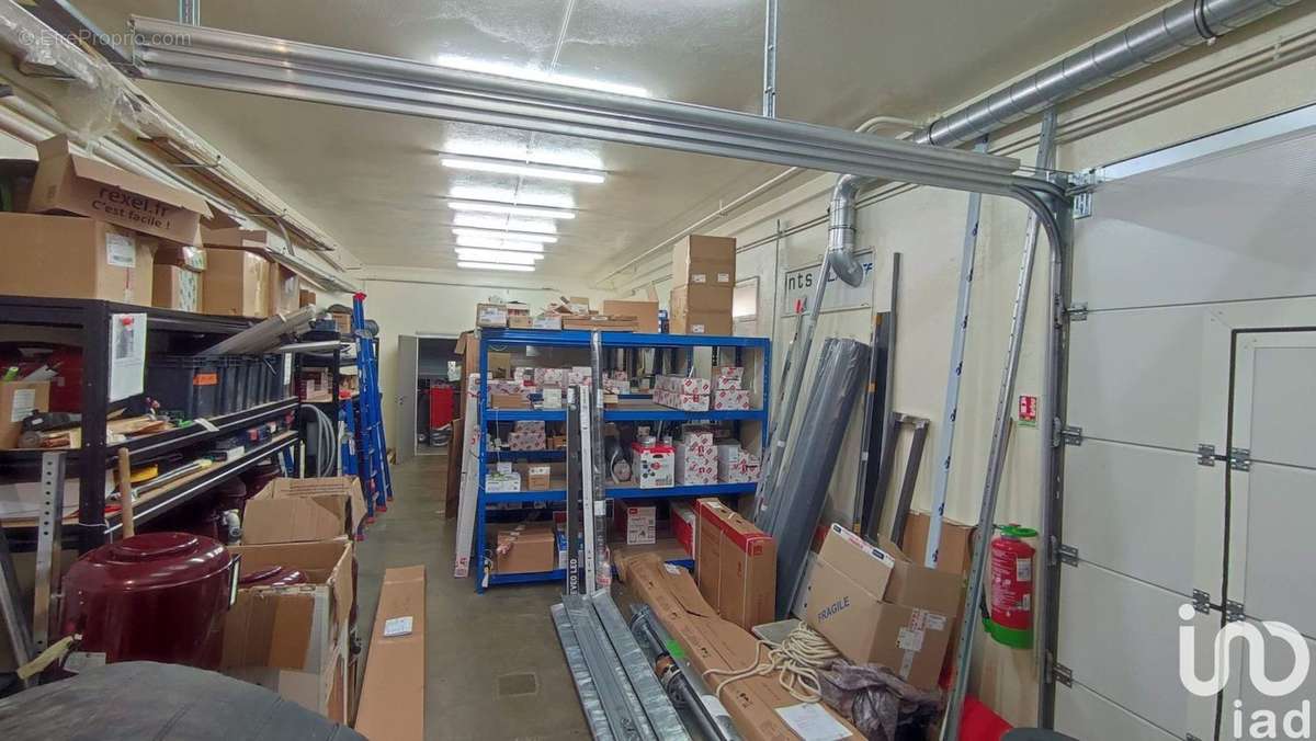 Photo 3 - Commerce à BESANCON