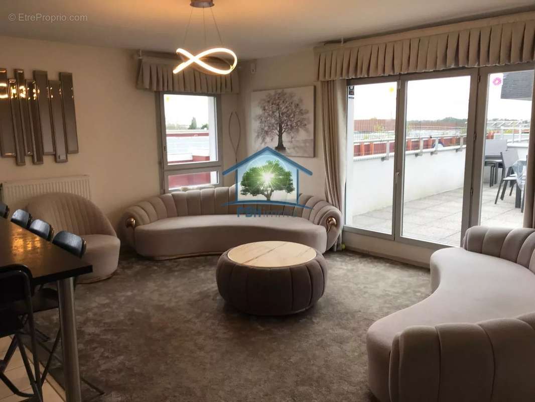 Appartement à LES PAVILLONS-SOUS-BOIS