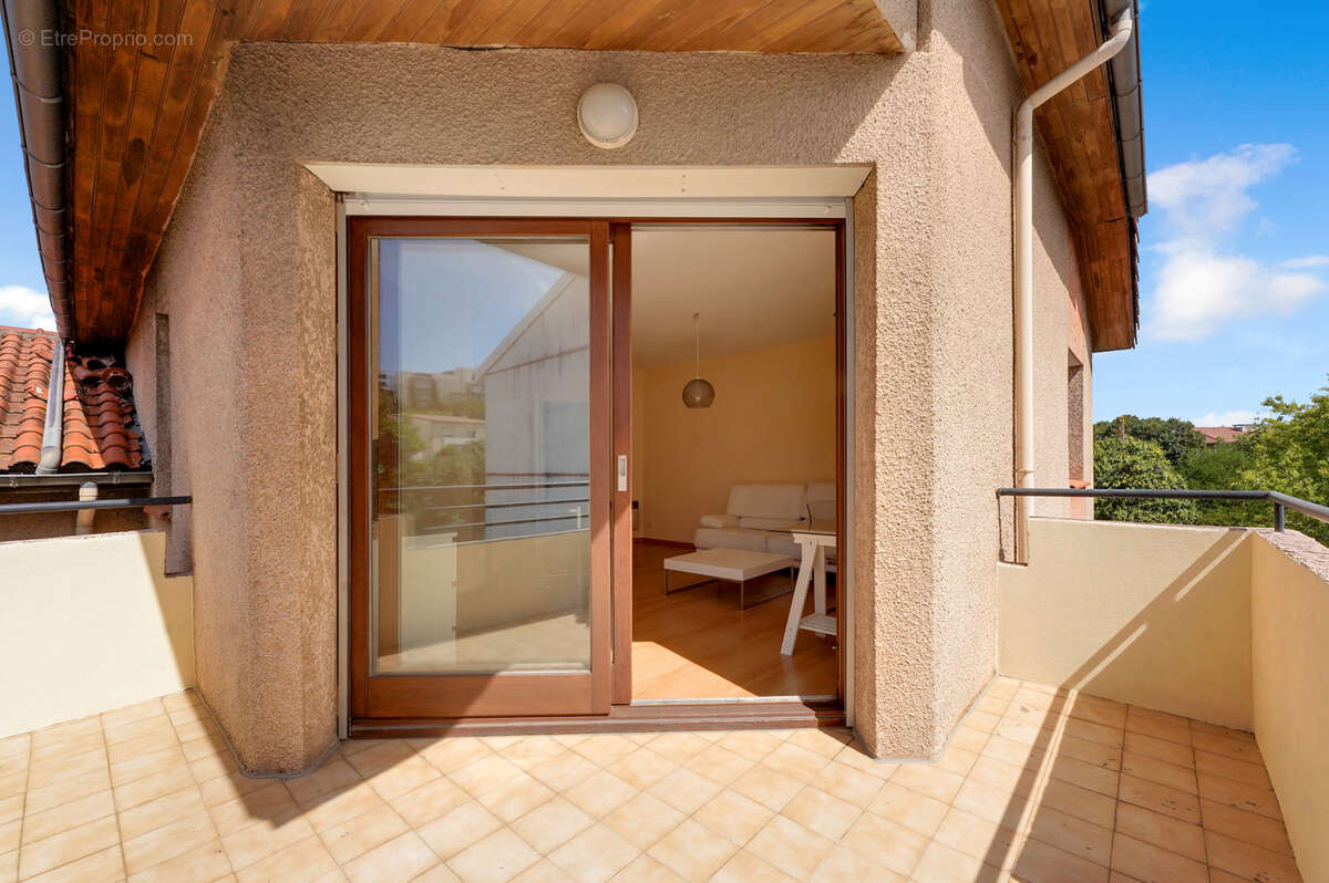 Appartement à RAMONVILLE-SAINT-AGNE