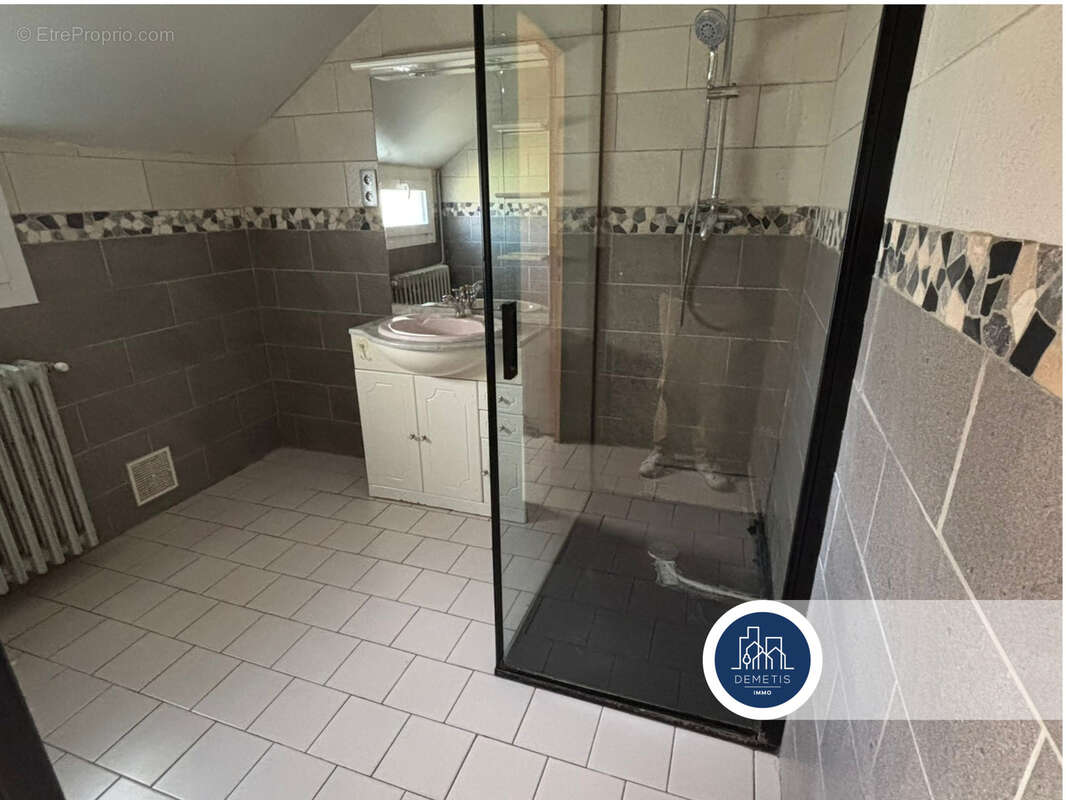 Maison à ROEZE-SUR-SARTHE