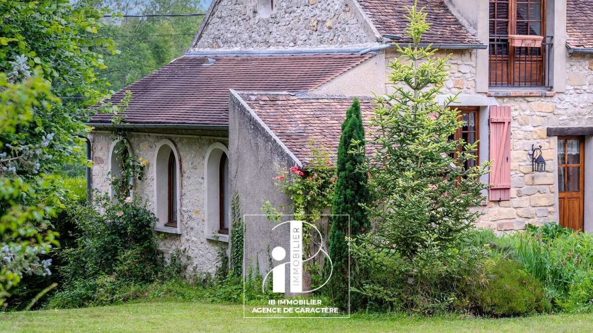 Maison à MORET-SUR-LOING