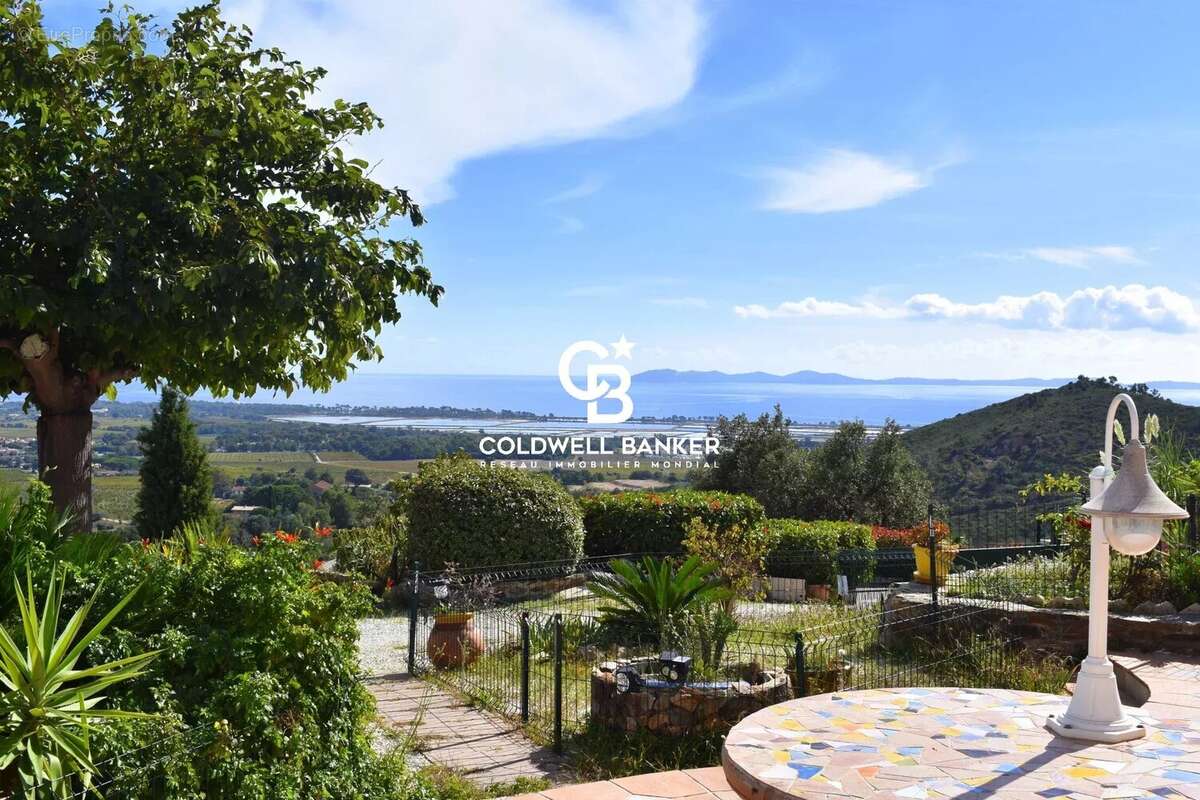 Maison à LA LONDE-LES-MAURES