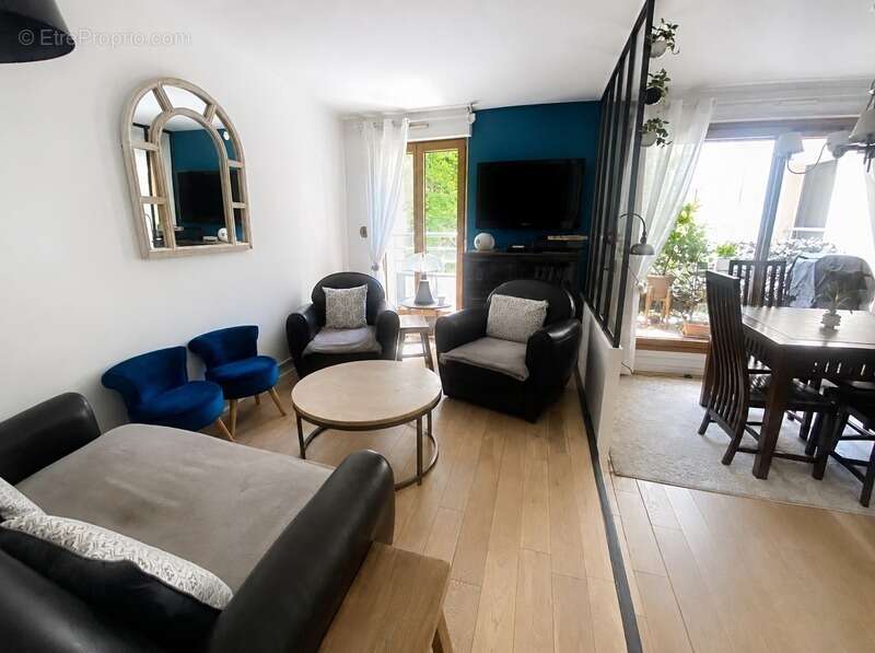 Appartement à PARIS-15E