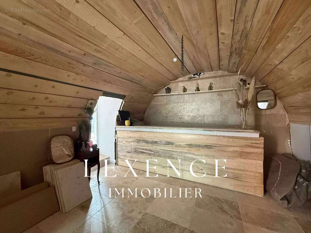 Appartement à POURRIERES