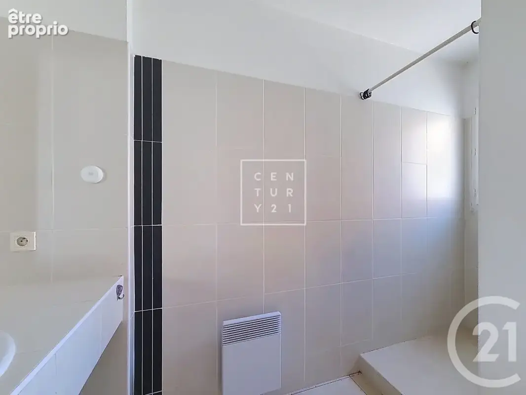 Maison 5 pièces 130 m² à vendre à Le Soler (66270) - photo 12