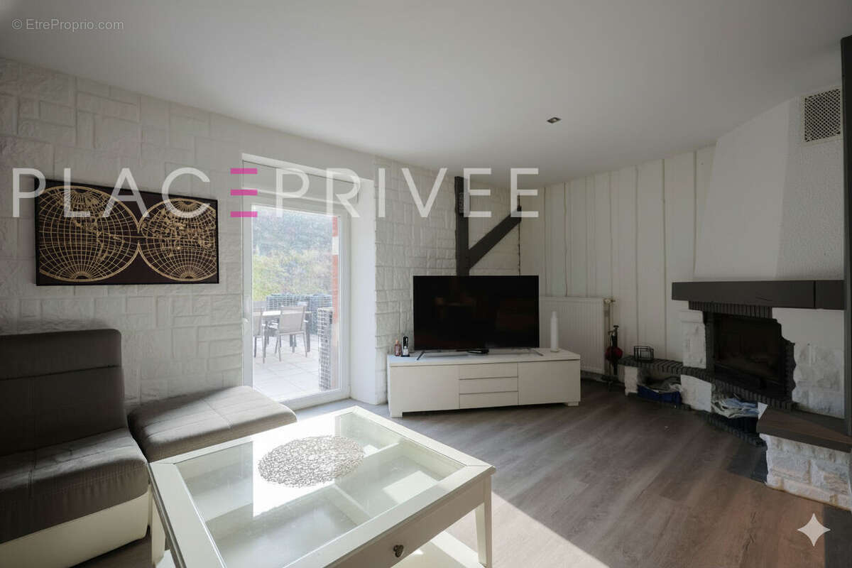 Maison à GEMAINGOUTTE