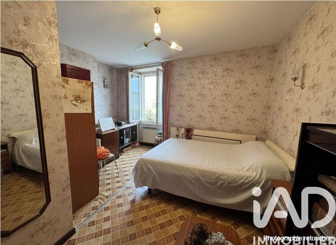 Photo 3 - Appartement à SAINT-ETIENNE