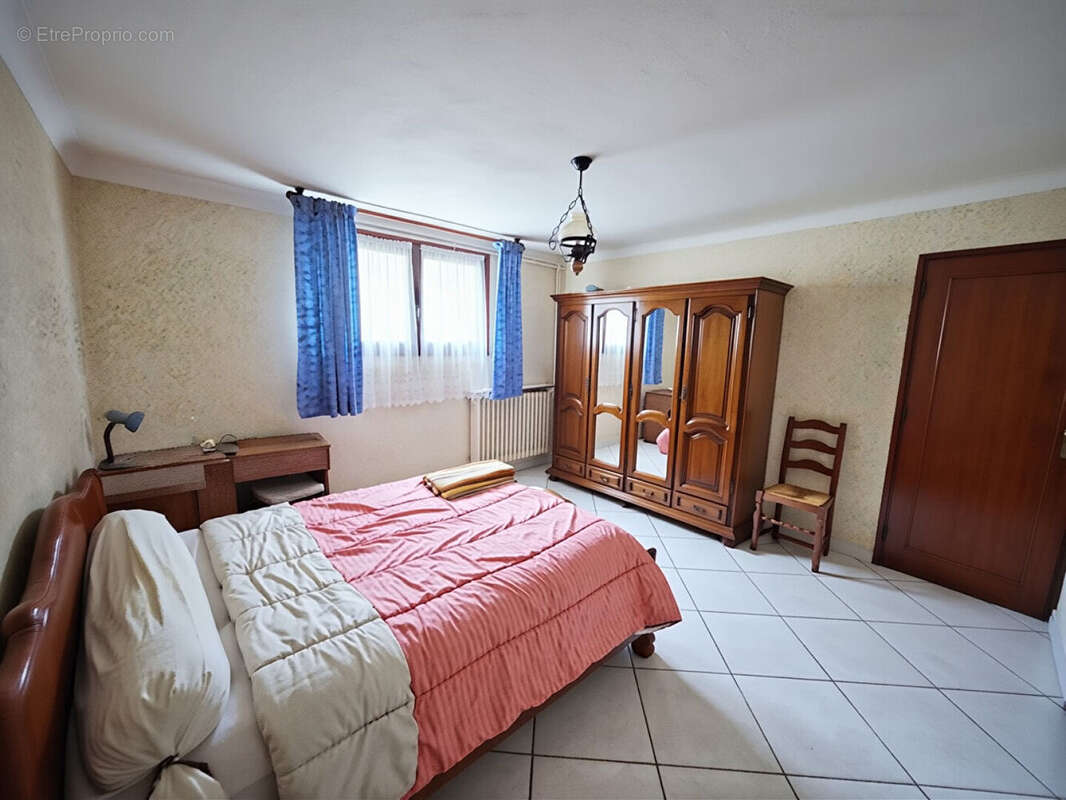 Maison à MIONS