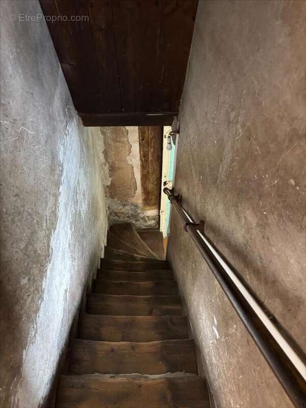 Maison à CRIQUEBEUF-SUR-SEINE