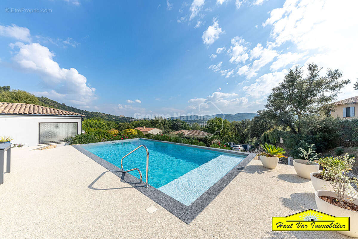 Maison à GREOUX-LES-BAINS