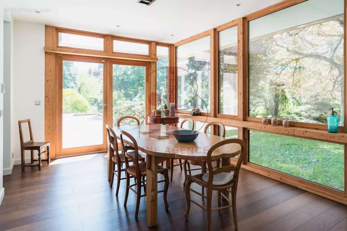 Maison à FONTAINEBLEAU