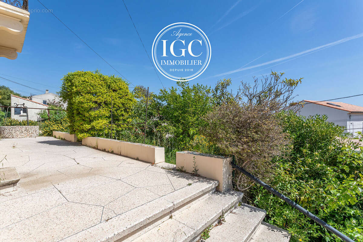 Appartement type 3 / 134 m²  / terrain 460 m² / 2 garages - photo 5