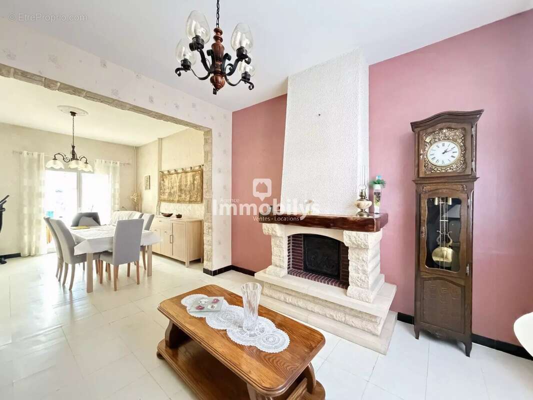 Maison à WAZIERS