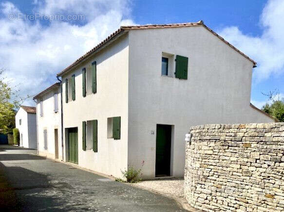 Maison à SAINT-MARTIN-DE-RE