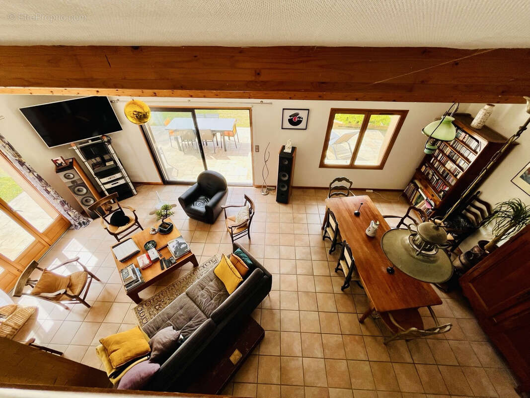 Maison à LA BAUME-CORNILLANE