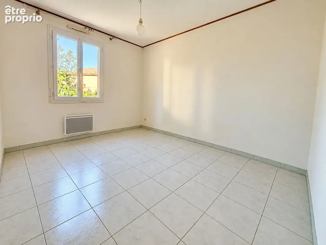 **Proche Du Port ** Maison 4 pièces avec 3 Chambres ** Garage** (83430) SAINT -MANDRIER -SUR-MER** - photo 13