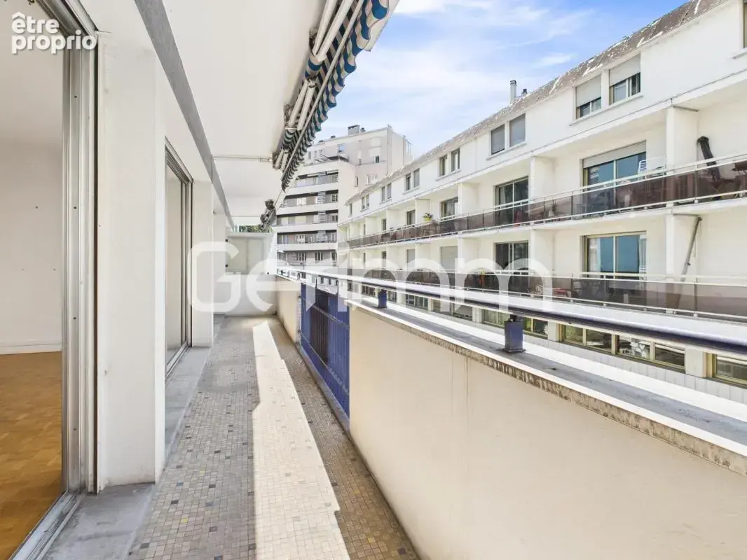 Vente - Appartement - 4 pièces + cuisine - 90,19 m² - 183 000 € - photo 4