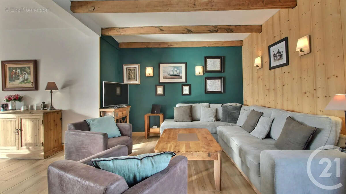 Maison à THOLLON-LES-MEMISES