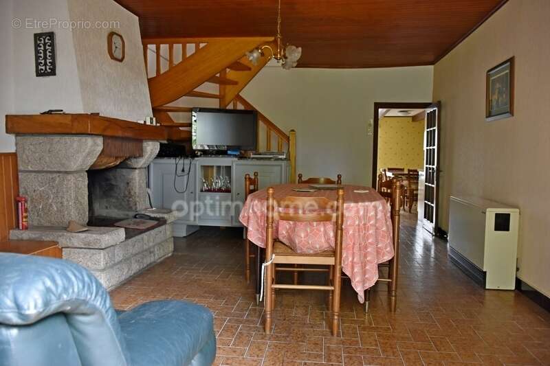 Maison de campagne avec beau potentiel d'aménagement - photo 5