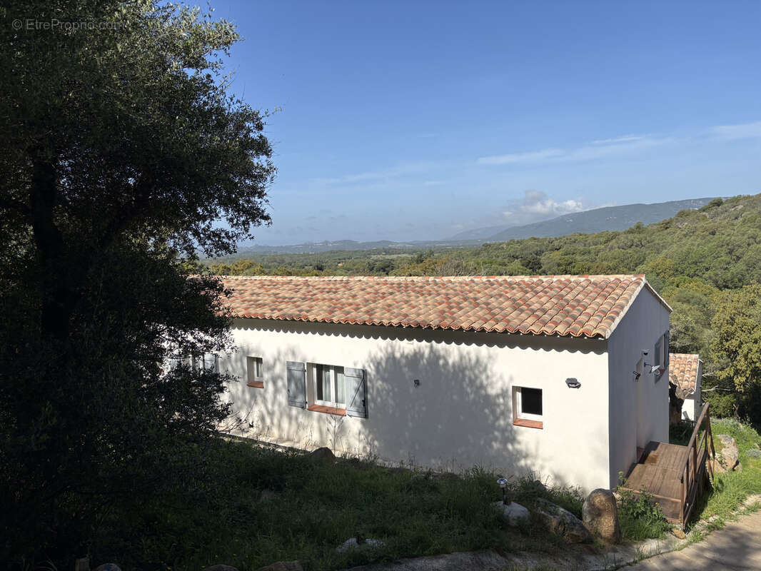 Maison à FIGARI