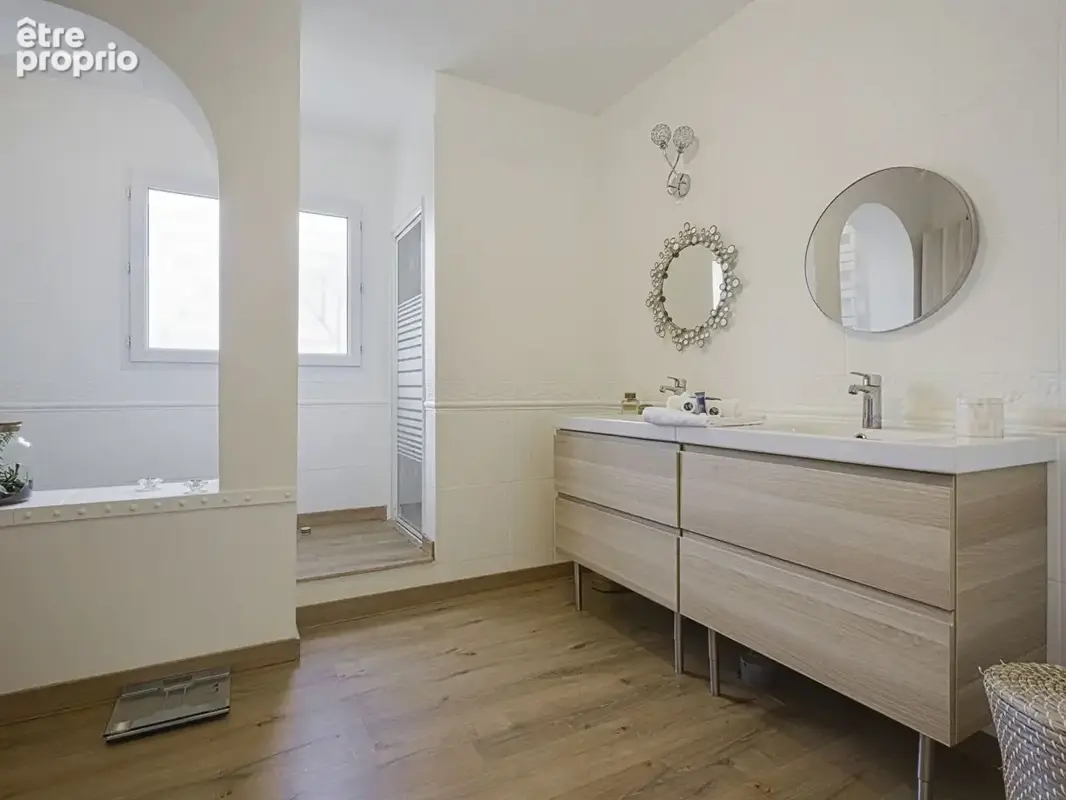 Maison Boucau 7 pièce(s) 179 m2 avec dépendances et piscine - photo 8