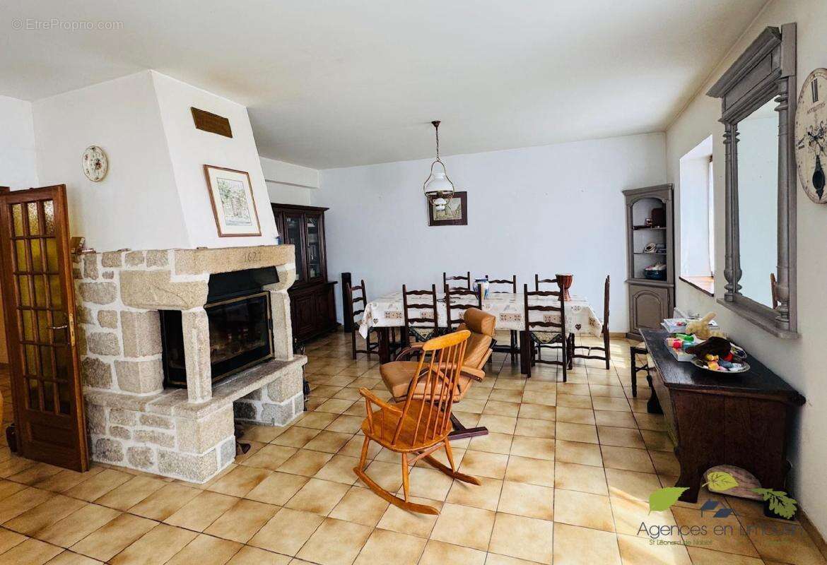 Maison à TREIGNAC