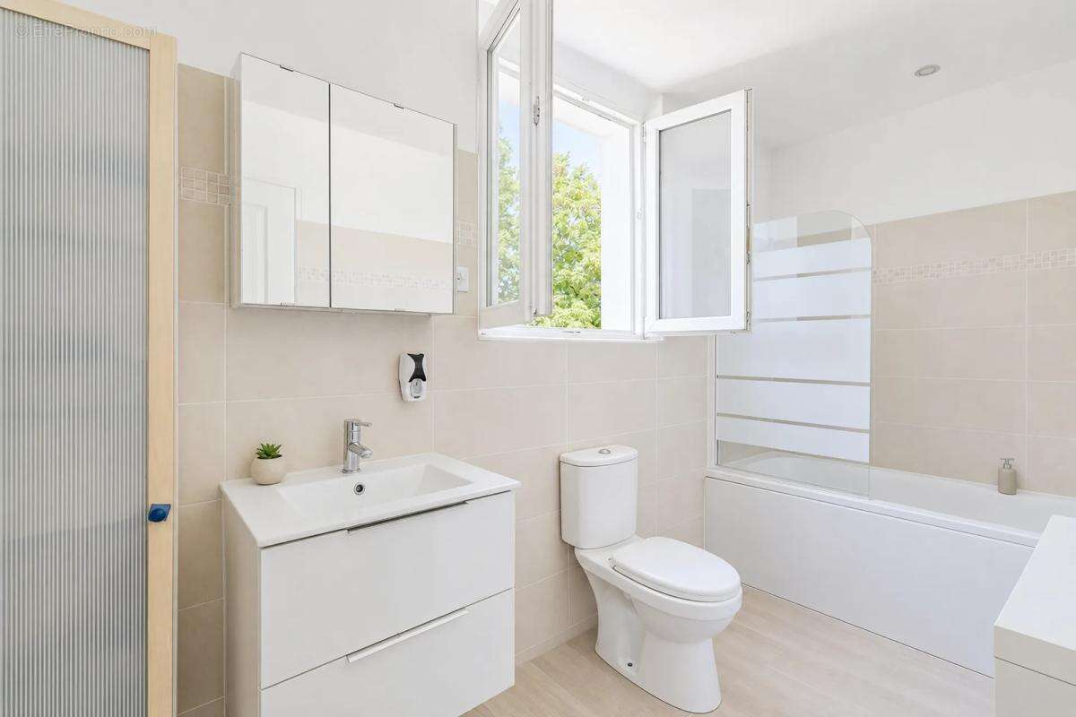 Maison de 5 pièces de 70 m² à Livry-Gargan - photo 12