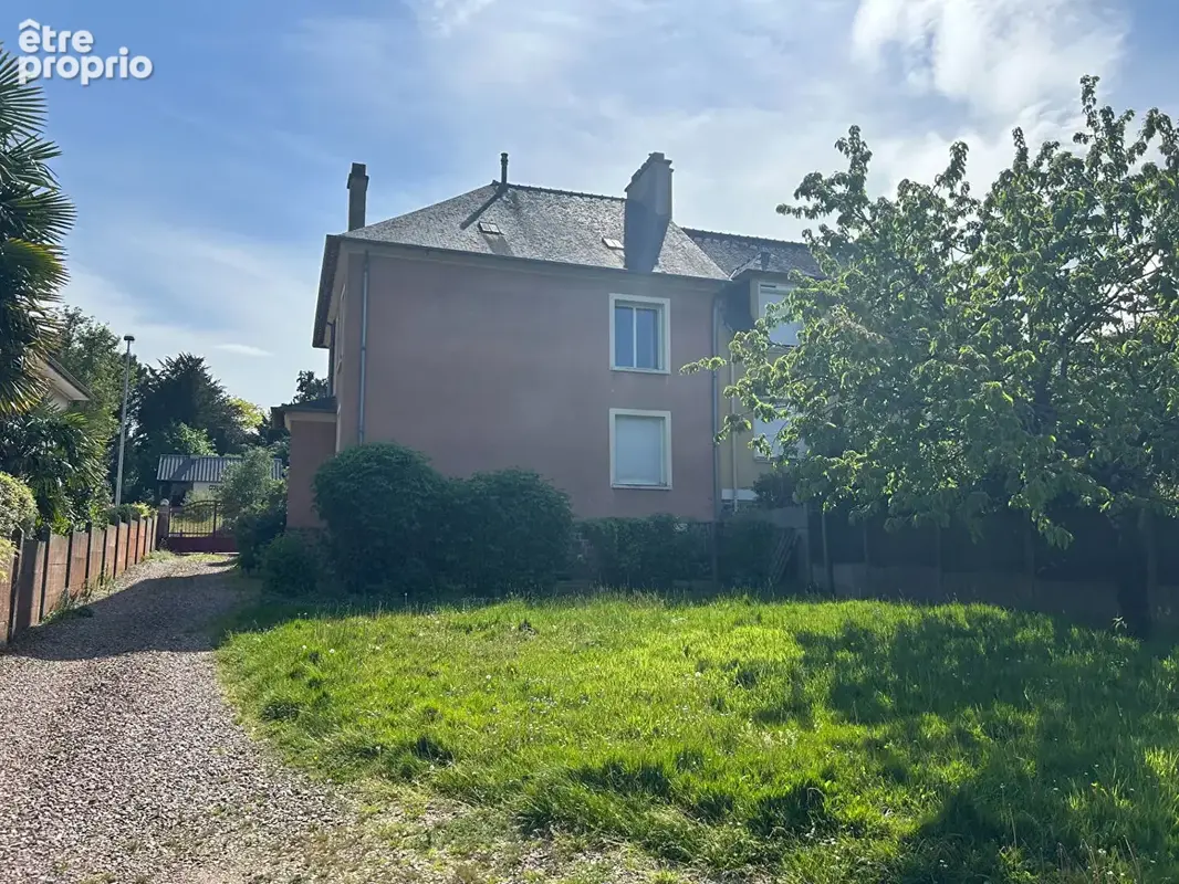 Maison de caractère 155 m² - Centre-bourg Montfort-sur-Meu - Terrain 660 m² - photo 14