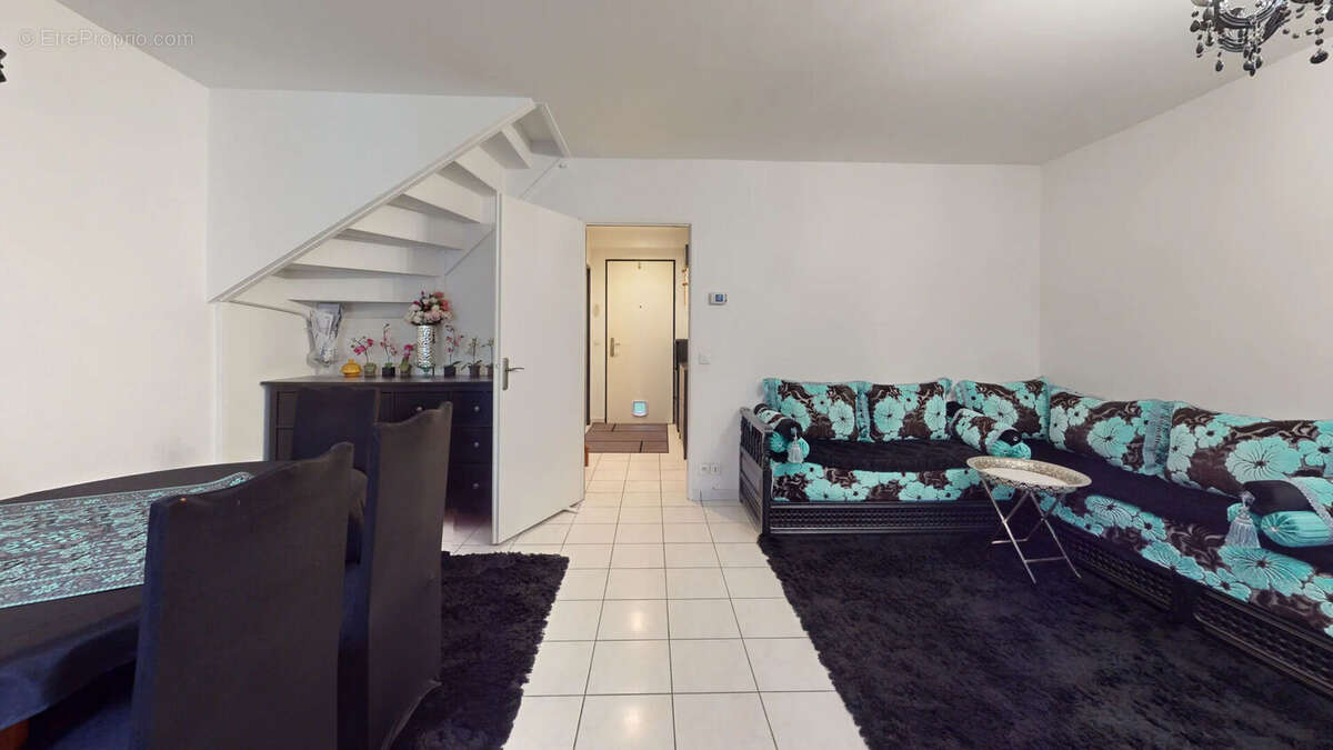Appartement à SERRIS