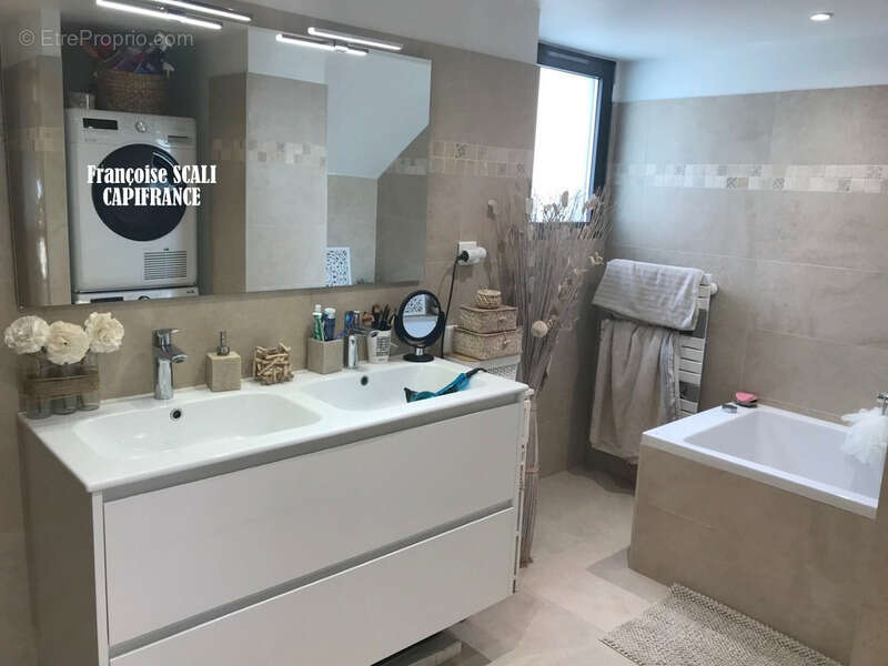 Maison à SAINT-RAPHAEL