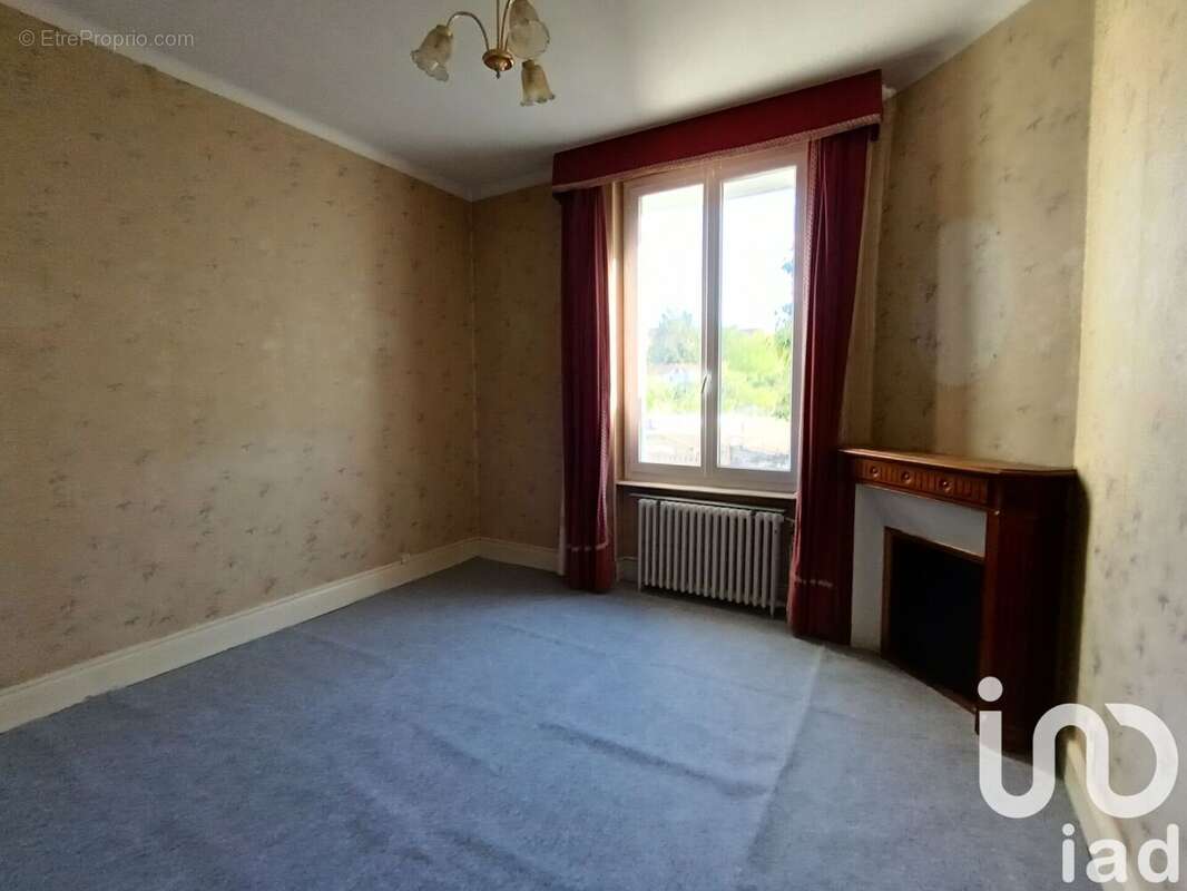 Photo 8 - Maison à MONTLUCON