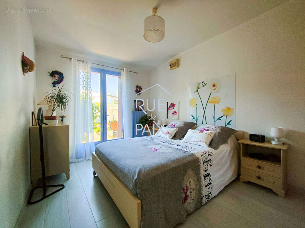 Maison  5 pièce(s) 119 m2 + Garage et atelier sur 752m² de terrain. - photo 6